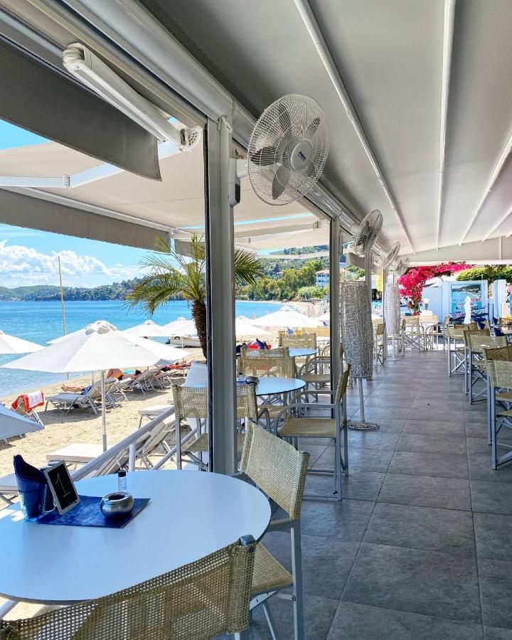Anemoni Skiathos-stad